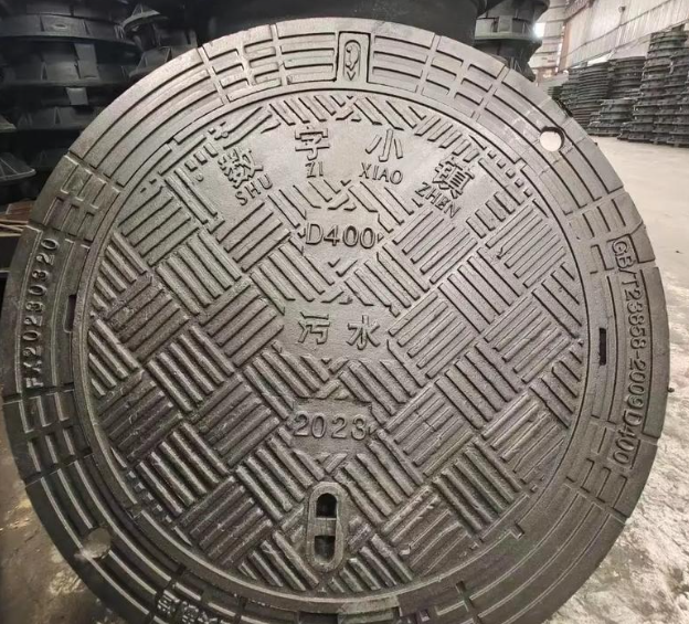 滦南球墨铸铁防沉降井盖展示